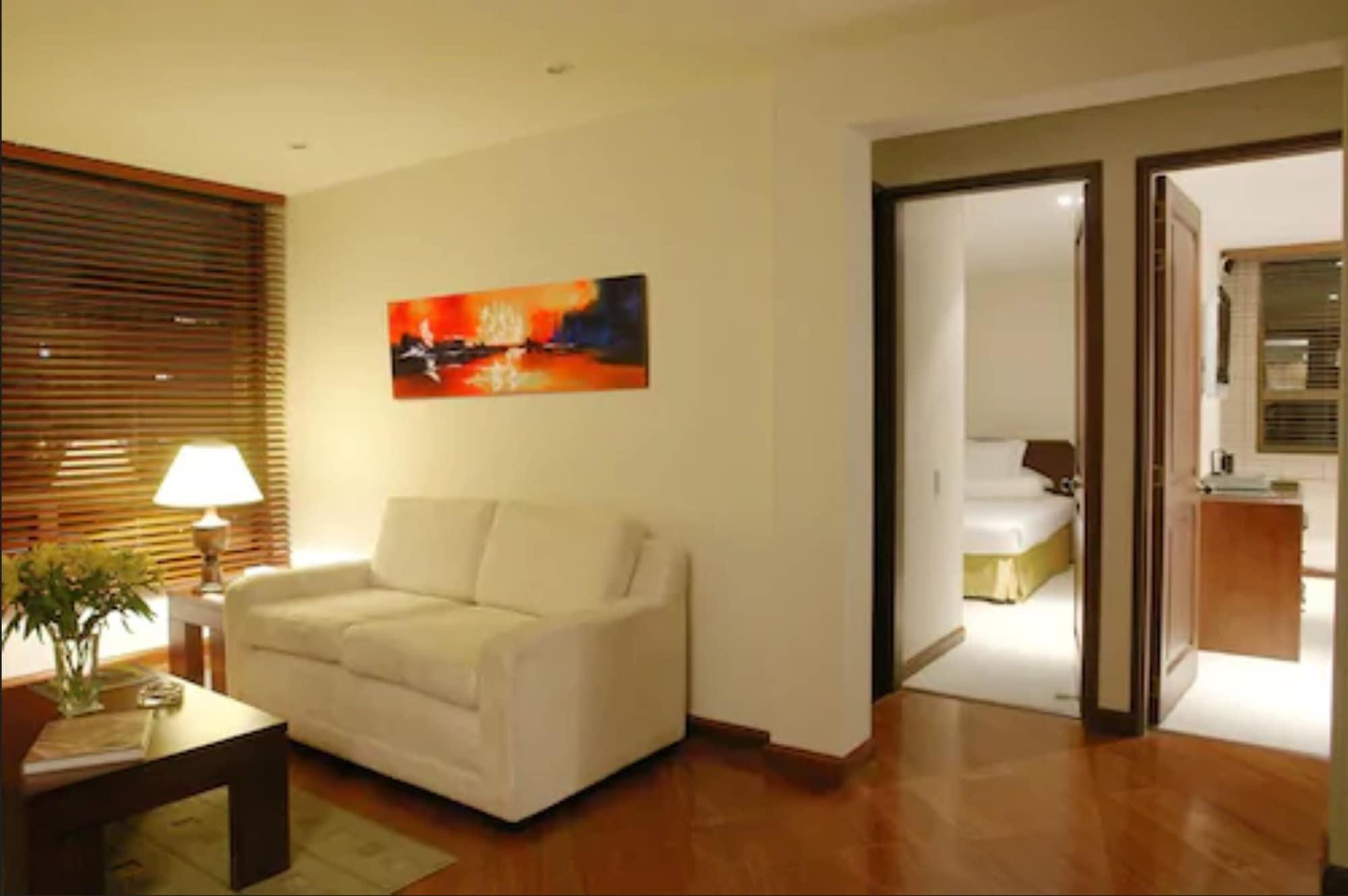 Hotel 101 Park House Bogotá Oda fotoğraf